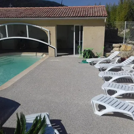 Du Combeau Holiday home