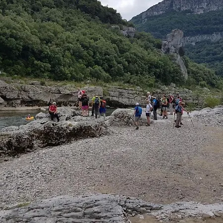 Du Combeau *
