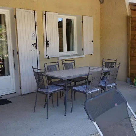 Du Combeau Holiday home *